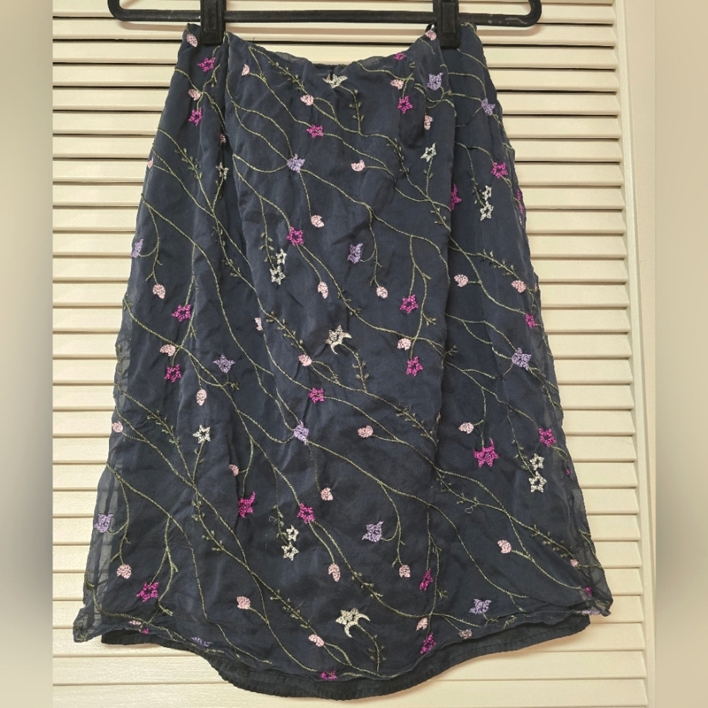 INC Internation Concepts - Floral Lightweight 100% Silk Skirt With Lining
